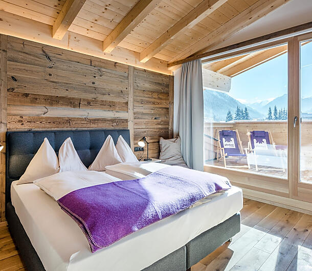 Cozy chalet room with mountain view at almlust Flachau