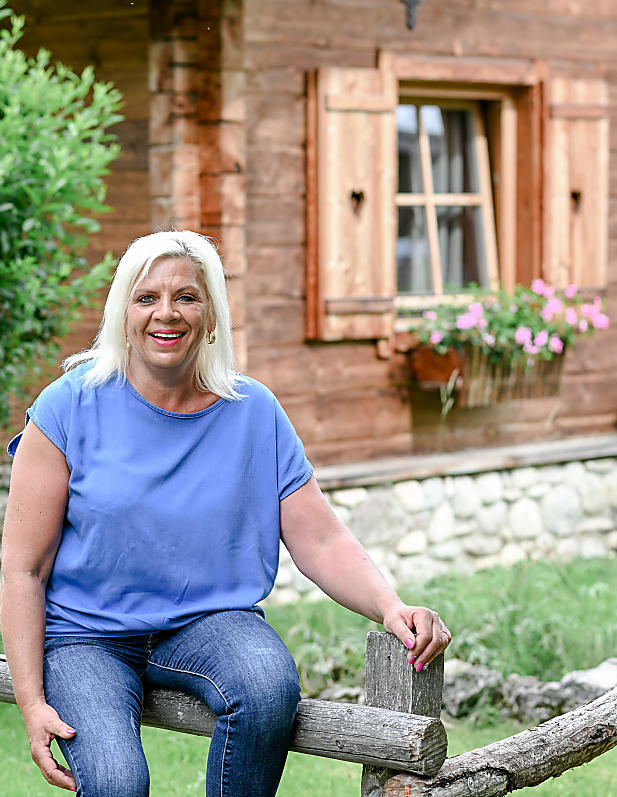 Welcome to almlust – where real people with heart make your holiday truly special.