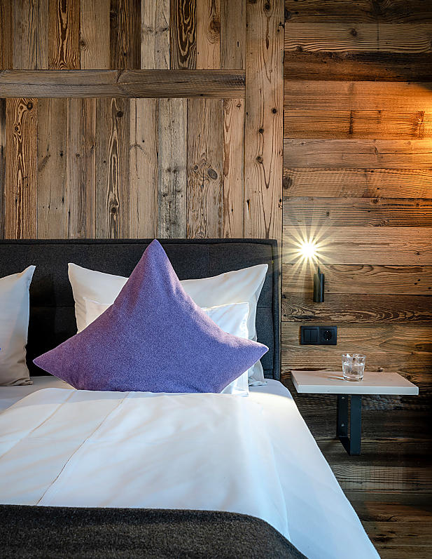 Sleep in style – almlust rooms combine alpine design with modern comfort.